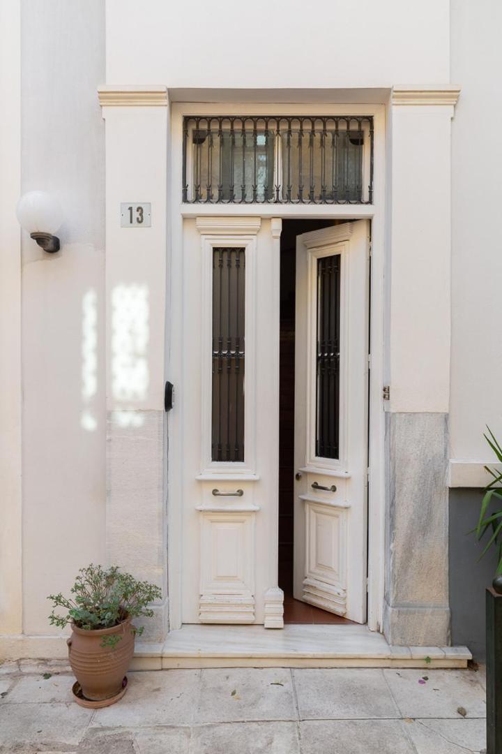 Athenian Getaway Villa In Plaka With Acropolis View By Athenian Homes Екстер'єр фото